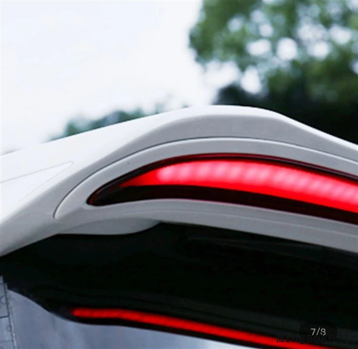 Automobile Tail