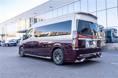 Výrobca 7-miestneho interiérového a exteriérového príslušenstva Toyota Hiace